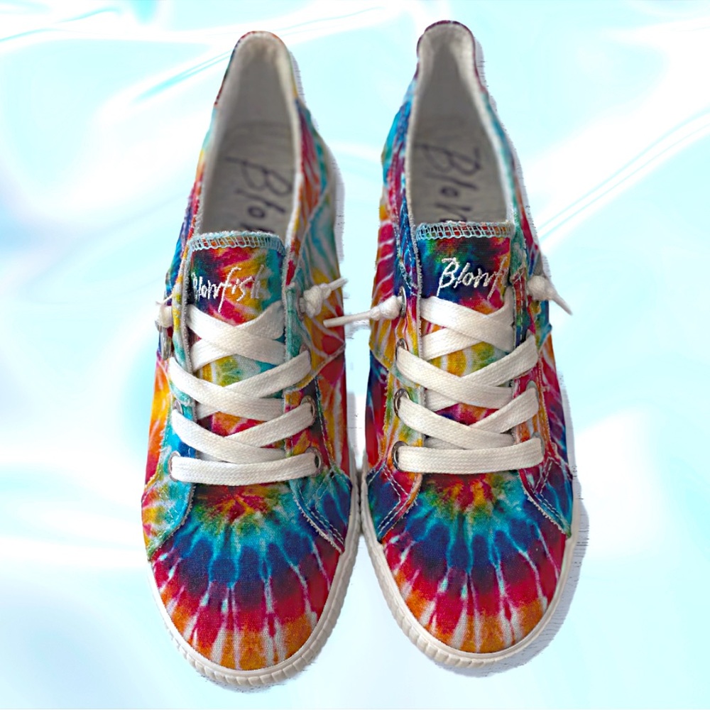 Blowfish Malibu Tie Dye Sneakers Womens Size 9